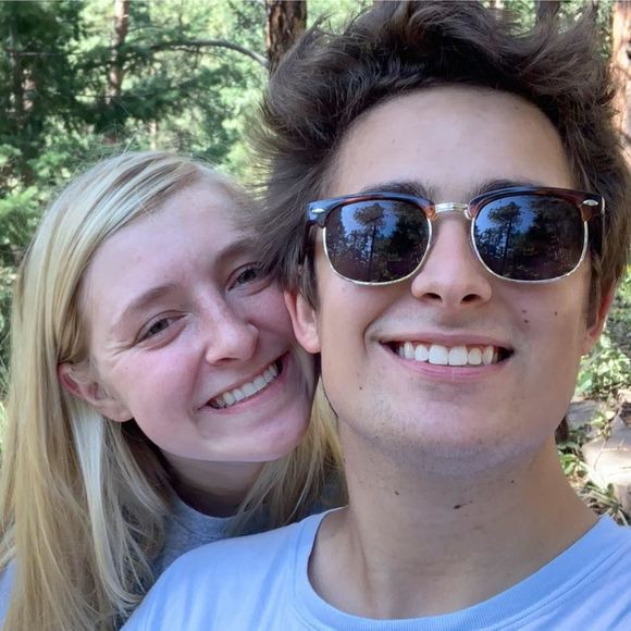 Meet your Posher, Katie - Picture 1 of 1